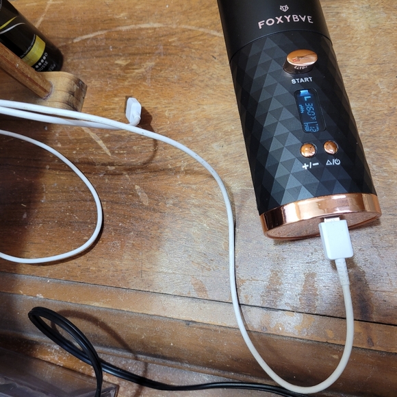 Foxybae cordless curler - Picture 5 of 5